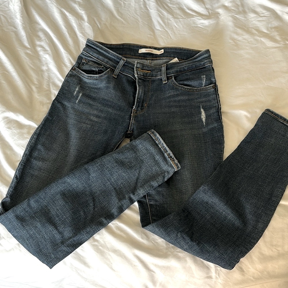Levi’s 711 skinny jeans size 26